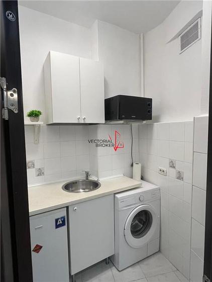 Garsoniera Ultracentrala Universitate Maria Rosetti locuinta sau SALON - 9