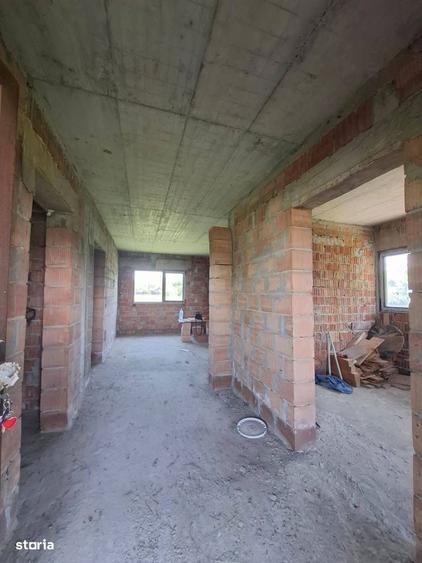 De vanzare Vila la rosu din caramida in apropiere de Roman,79.900 euro - 9