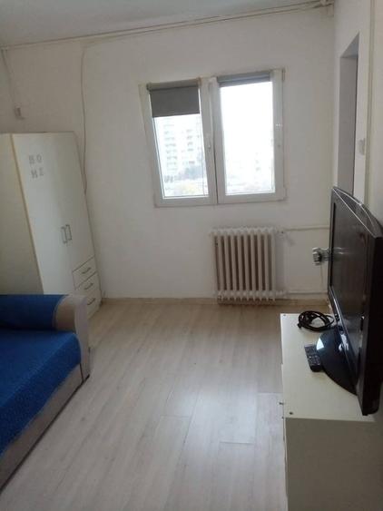Garsonieră semidecomandată în Titan