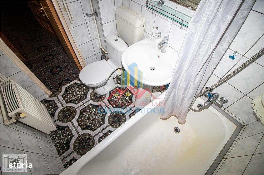 Ap. 3 camere,51 mp (cu centrala termica) Aleea Campul cu Flori 3, Bl M - 8