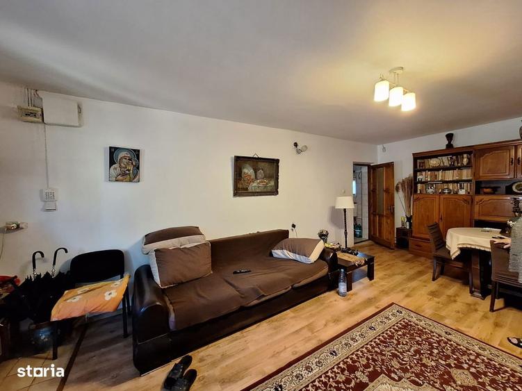 Casa 6 camere de vanzare in Frumu?ani, aproape de Bucure?ti - 3