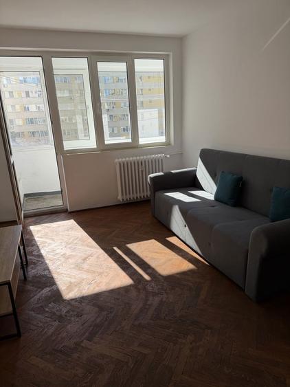 Vand apartament 3 camere, sos Colentina, Bucucresti, etaj 6 - 7