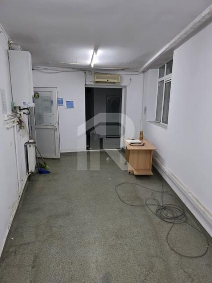 Casa spatioasa 9 camere /320 m utili/singur curte / Scoala Iancului- 444000 Euro - 4