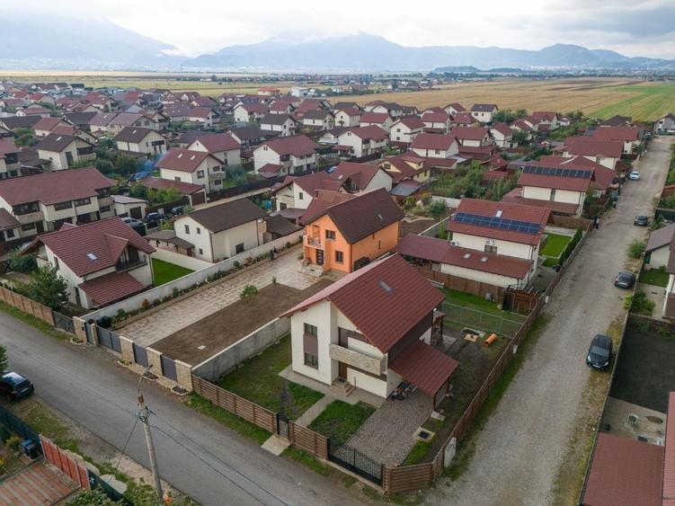 Casă unică, cartier Izvor – Str. Izvorului 10 - 10