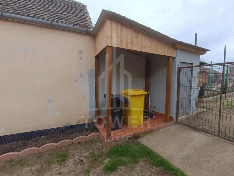 Casa de vanzare in satul Ro?ia cu vedere panoramica spre Mun?ii Fagaras - 1