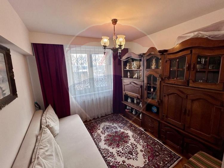 Apartament cu 4 camere de inchiriat- zona ULTRACENTRALA - 4