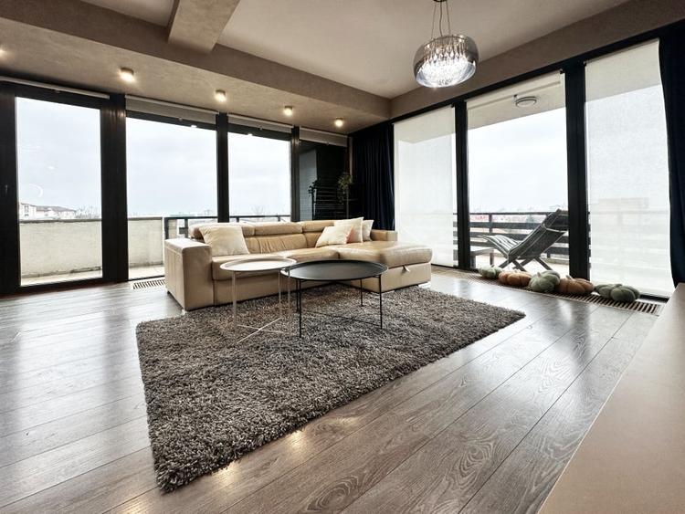 Apartament spațios de închiriat pe termen lung in Compozitori, Constanta - 1