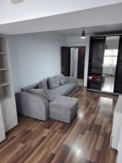 Doua camere, etaj 1, bloc Vega, Ultimul Leu - 1