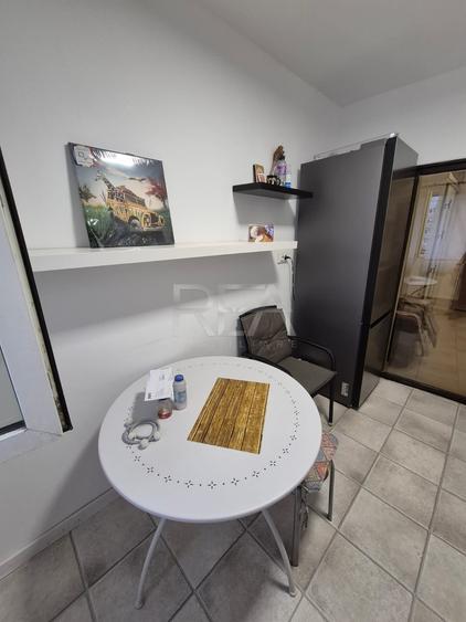 2 camere, et 7/10, bloc 1980, 57 mp-Gorjului - 9