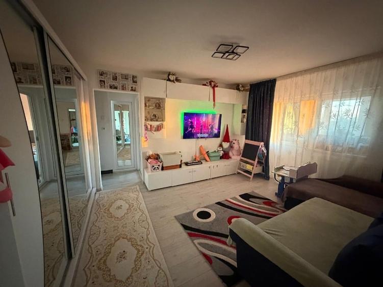 Se vinde Apartament semidecomandat 2 camere , - 9