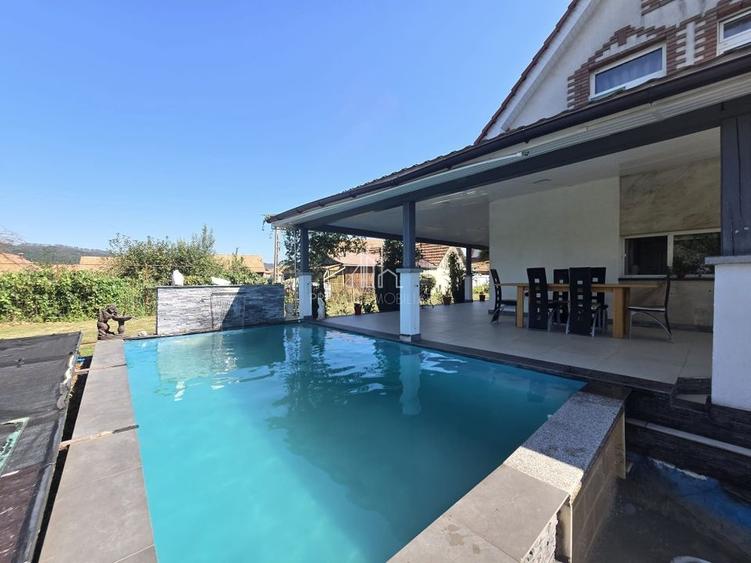 Casa cu piscina, 3450 Mp suprafata teren, Albesti, Mures - 1