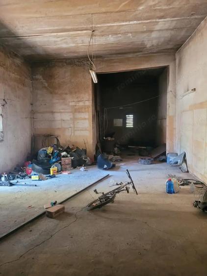 Inchiriez spa?iu depozitare sau service - 2