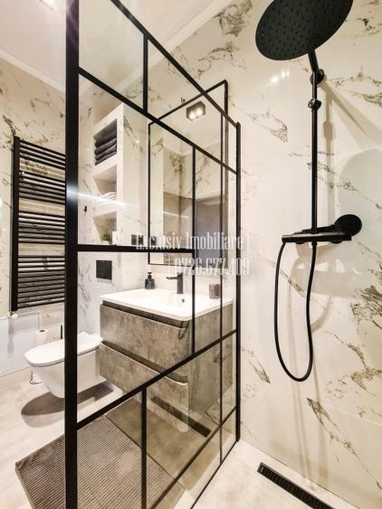 Ap de LUX cu Vedere la Lac! Totul Nou cu Parcare Privata - 24