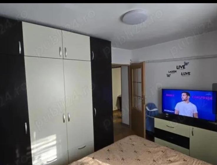 vânzare apartament 2 camere zona Galeriile Soveja - 3