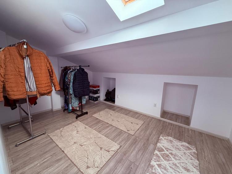 Casă tip insiruită de lux în ansamblul Margelelor – Comision 0 - 9