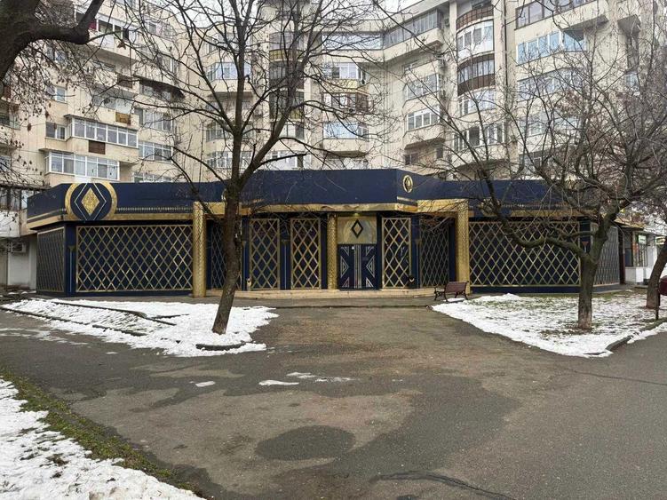 Spatiu Comercial de vanzare - Craiova - Central - 296mp - 2