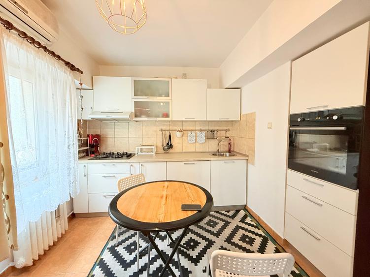 Apartament 3 camere OBOR BLOC ALMO - 4