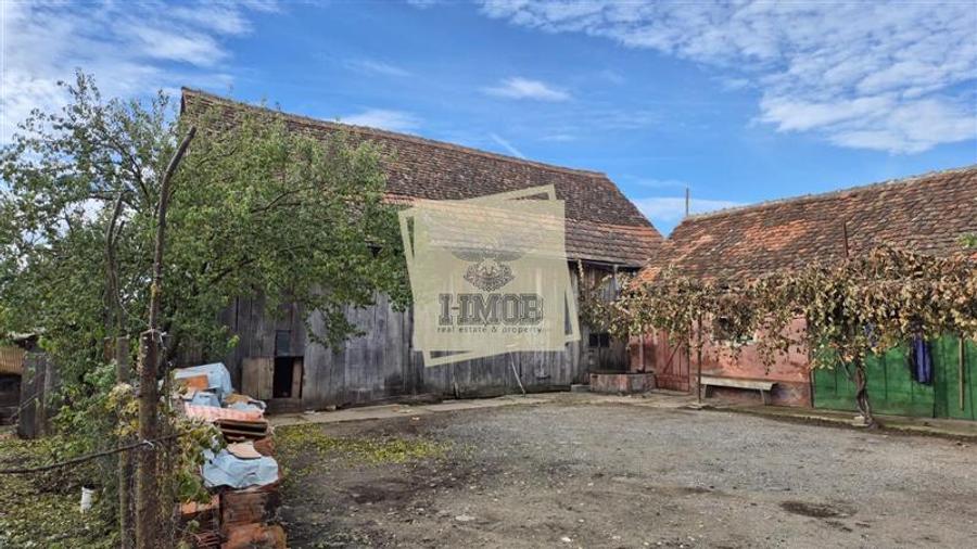 Casa 4 camere cu teren de 1900 mp in comuna Altana - 4