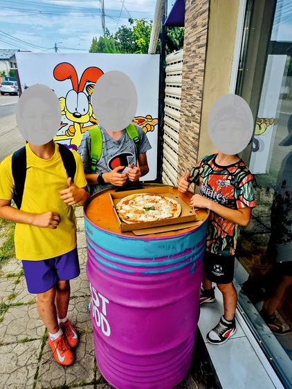 De inchiriat PIZZERIE - cuptor cu lemne. - 10