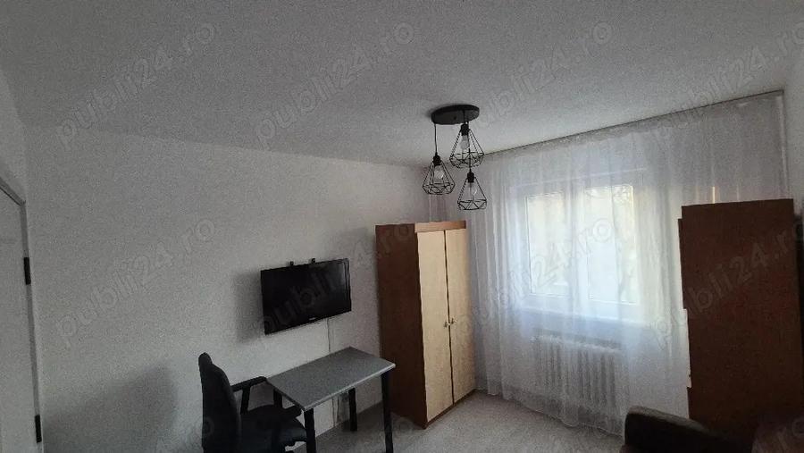 Proprietar inchiriez ap 3 camere pe str. Apusului - 2