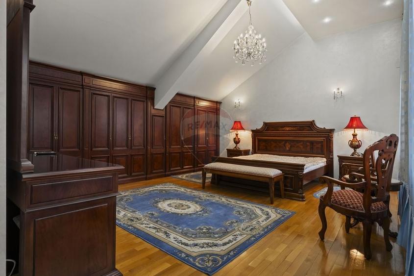 Casă / Vilă cu 6 camere de închiriat în zona Nord - 11