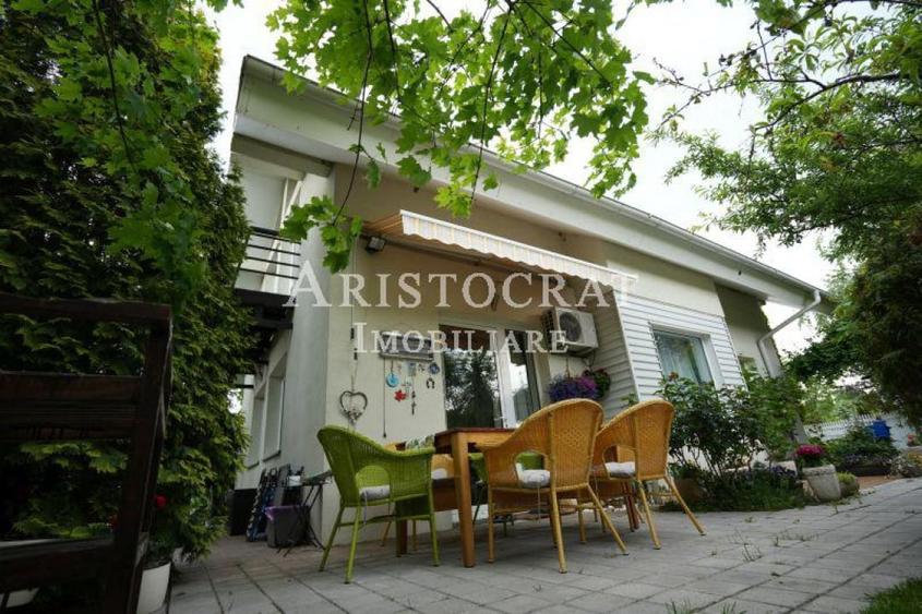 Casă cu 5 camere cu Teren 450 Mp în Corbeanca