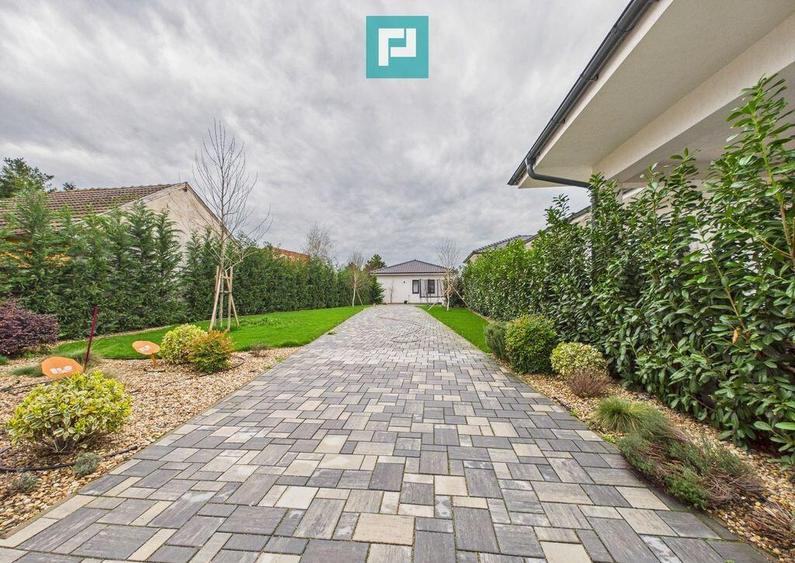 Re?edin?a Premium, 5 camere, teren 2400 mp - 11