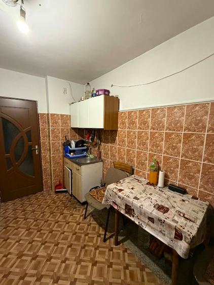 Apartament 3 camere de vânzare – Bârlad, Vaslui | Parter + grădină - 12