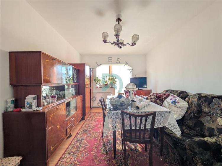 Apartament 3 camere Intrare Racadau, Brasov - 1