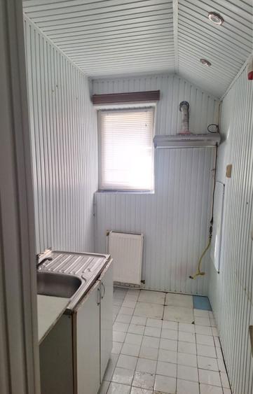 Vand apartament 2 camere nedecomandat - 3