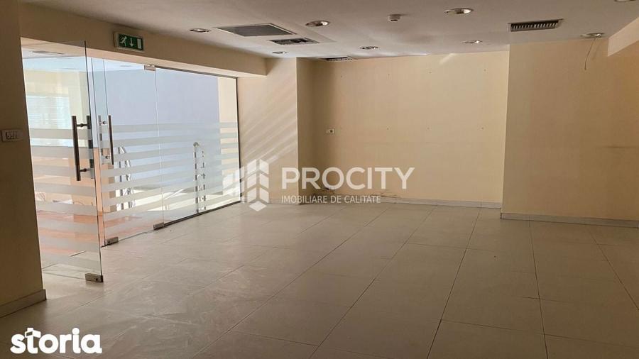 Bulevardul Independentei spatiu comercial in suprafata de 522 mp . - 1