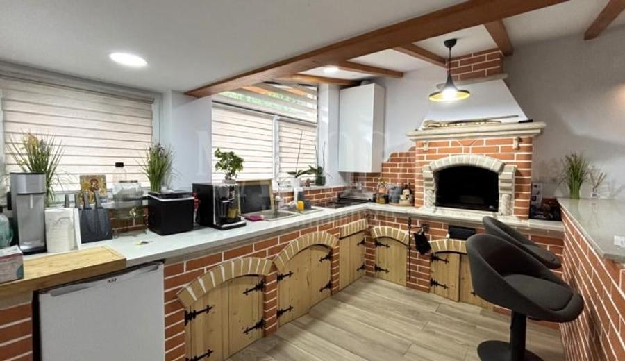 Casa 14 camere de vanzare in Someseni, Cluj Napoca - 1