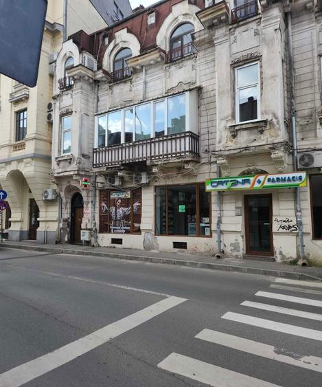 Vand Apartament Ultracentral. - 1