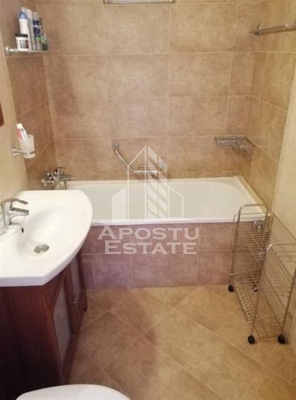 Casa individuala cu 5 camere Calea Lipovei - 2