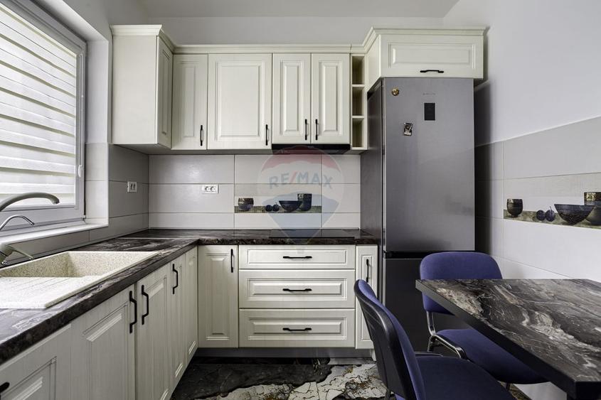 Casă de închiriat în cartierul Athena, zona 6 Vânători - 5