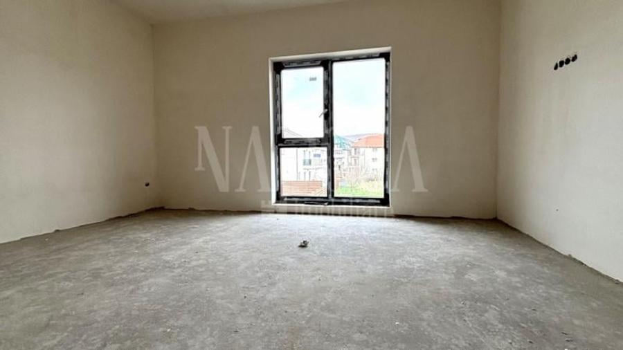 Casa 4 camere de vanzare in Floresti - 2