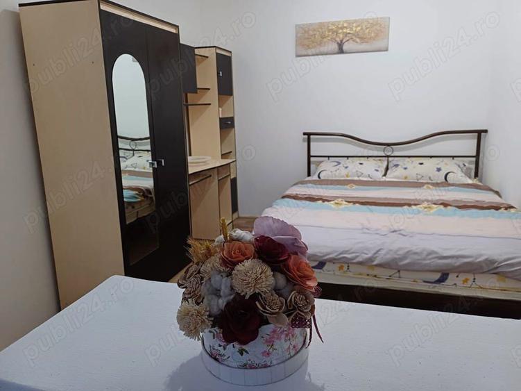 Proprietar, inchiriez apartament 2 camere, zona Circumvalatiunii - 6