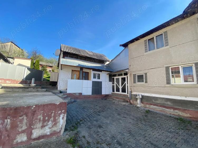 Casa cu teren in zona Dambovi?a - 8