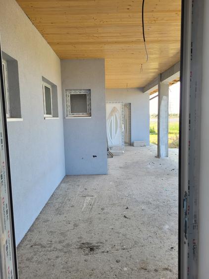 Cladire comerciala in Lumina cu 4350 mp teren - 11