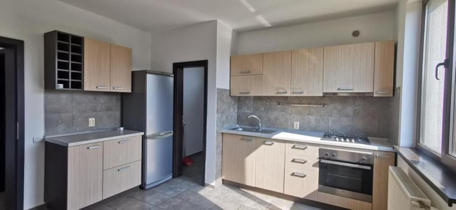 Vila Pipera P E M supr 260mp - 15