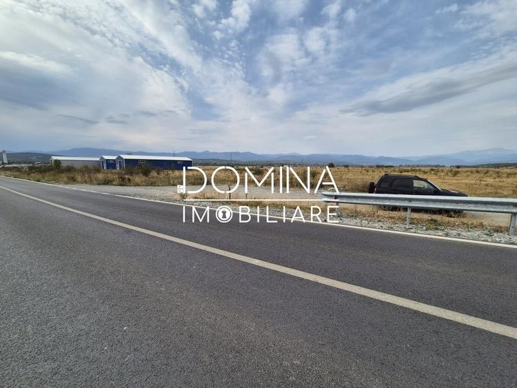 Vanzare teren intravilan - 1070 mp - strada Ciocarlau - spre Preajba - 3