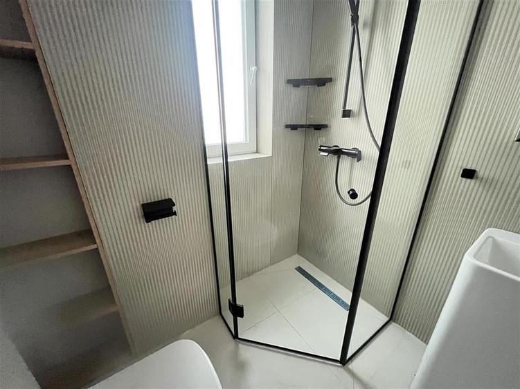 Apartament NOU de LUX 3 camere 2 bai 2 terase parcare subterana Central - 20