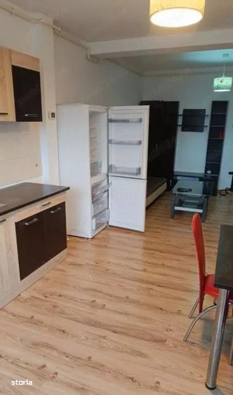 Apartament cu 2 camere semidecomandat în Florești