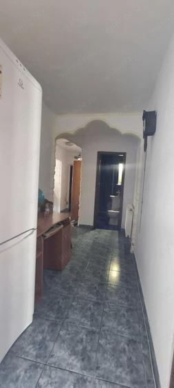 Vand apartament 4 cam. ,Topoloveni, etaj 1, ultracentral, langa Profi - 10