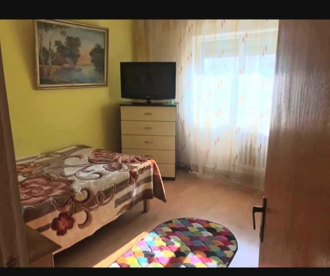 Apartament 3 camere DECOMANDAT, Alexandru cel bun, ZIMBRU - 1