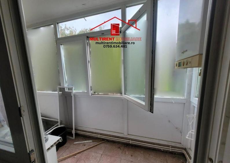 Apartament 3 camere situat in Bloc Parc pe strada Isaccei - 5