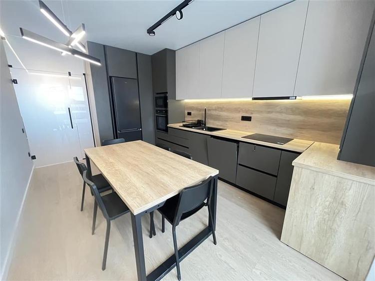 Apartament NOU de LUX 3 camere 2 bai 2 terase parcare subterana Central - 13