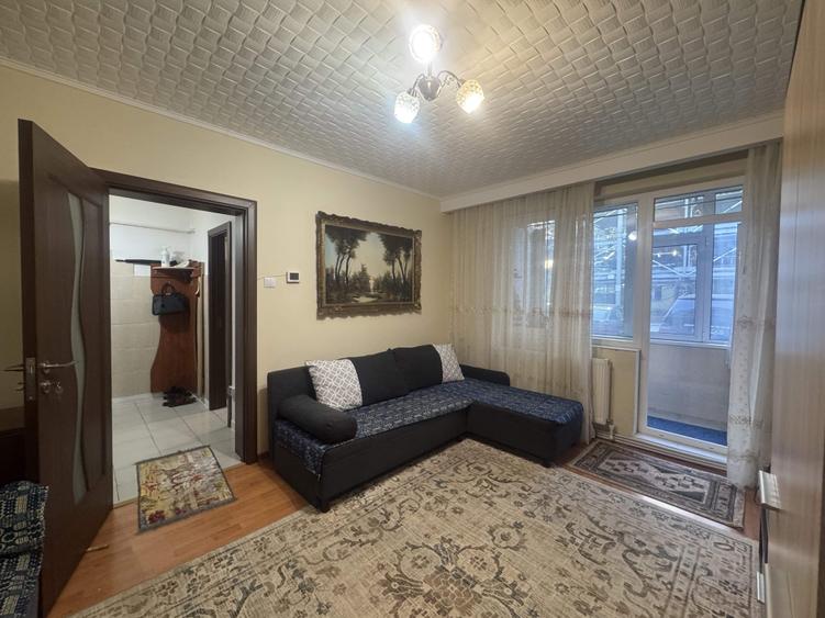 2 cam, 45 mp, bloc caramida, parter, ultracentral - str. Pacii - 10