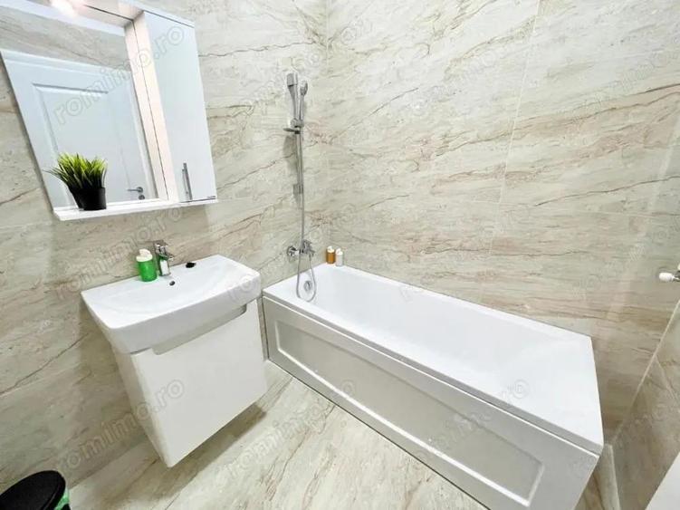 Apartament cu 3 camere in zona Panduri. - 3