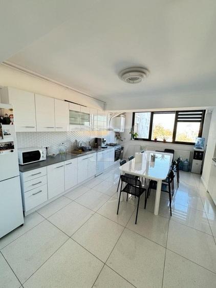 Duplex DOROBANTI 6 camere, plus terasa 13 mp  deja inchiriat RANDAMENT 5% - 4